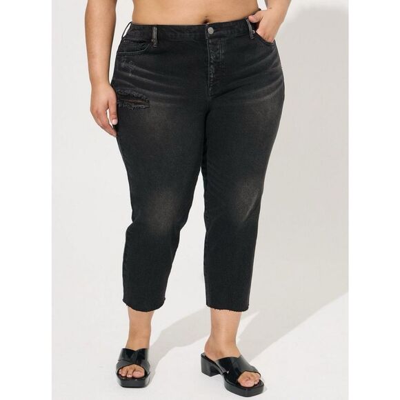 TORRID NWT Washed Black Classic Denim Crop Boyfriend Jean 14 - Picture 1 of 16